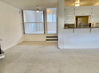 2250 N Beachwood Dr APT 208, Los Angeles, CA 90068