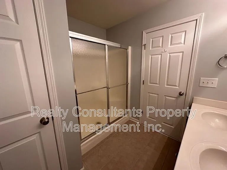 2152 Rosemont Dr — Photo 25