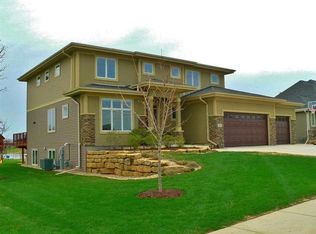 780 Alpine Pkwy, Oregon, WI 53575