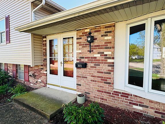 4th image of 3021 Chickasaw Ln