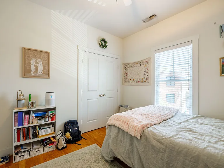 408 N Robinson — Photo 15
