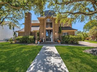 2411 Pilgrim Estates Dr, Texas City, TX 77590