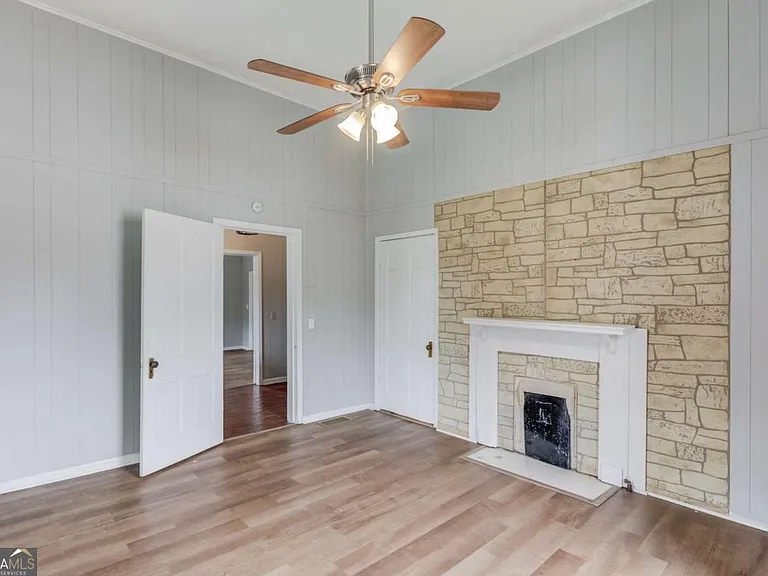 227 Alcovy St — Photo 18