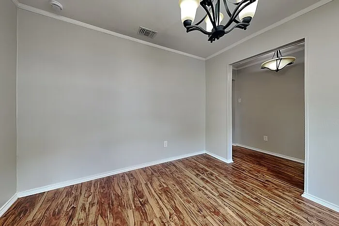 3110 Berkshire Dr — Photo 6