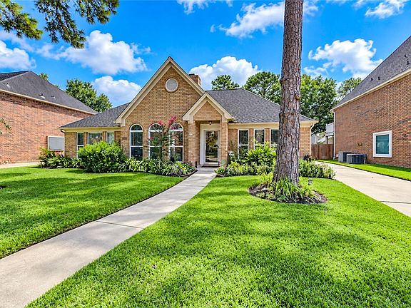 4th image of 7303 Starbridge Dr