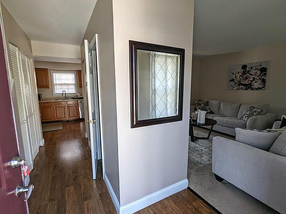 3rd image of 1510 Stony Force Dr