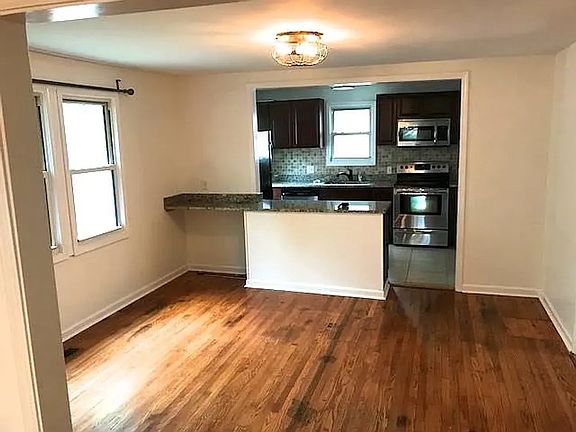 2nd image of 3727 Elkins Ave