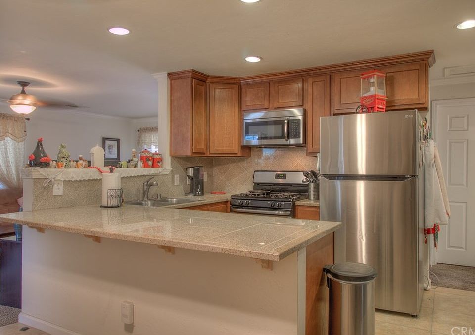 2nd image of 435 N Almond Way