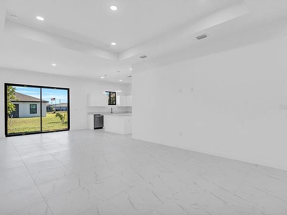 5th image of 3617 NW 38TH TERRACE