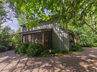 24 Little Pond Lane, Cashiers, NC 28717