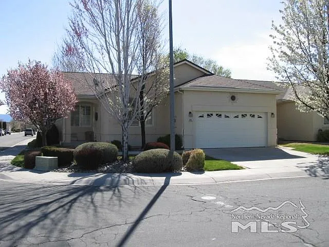2967 Ridgecrest Dr photo 1