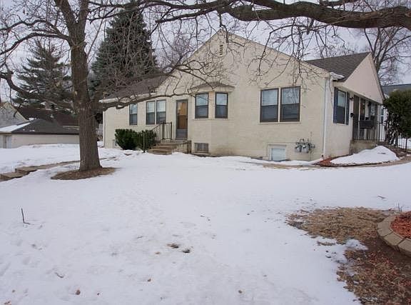 4th image of 1819-1821 46th St E