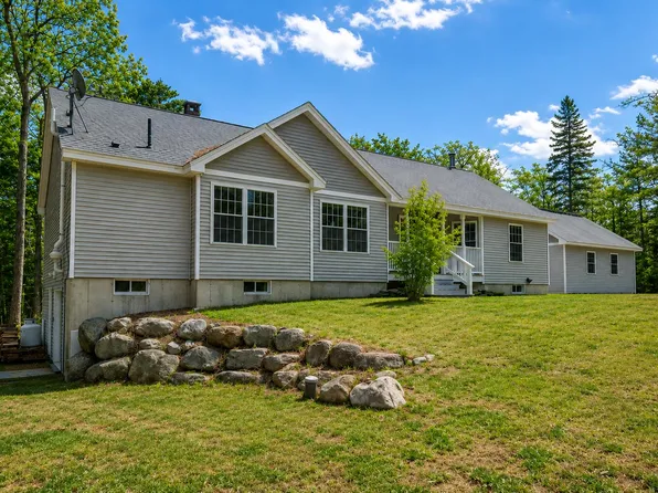 25 Kennel Brook Drive, Lamoine, ME 04605