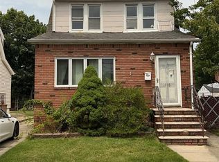 115 E Maple St, Valley Stream, NY 11580