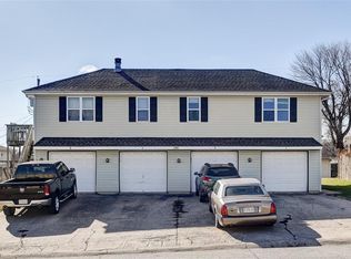 11003 NW Jones Dr, Parkville, MO 64152