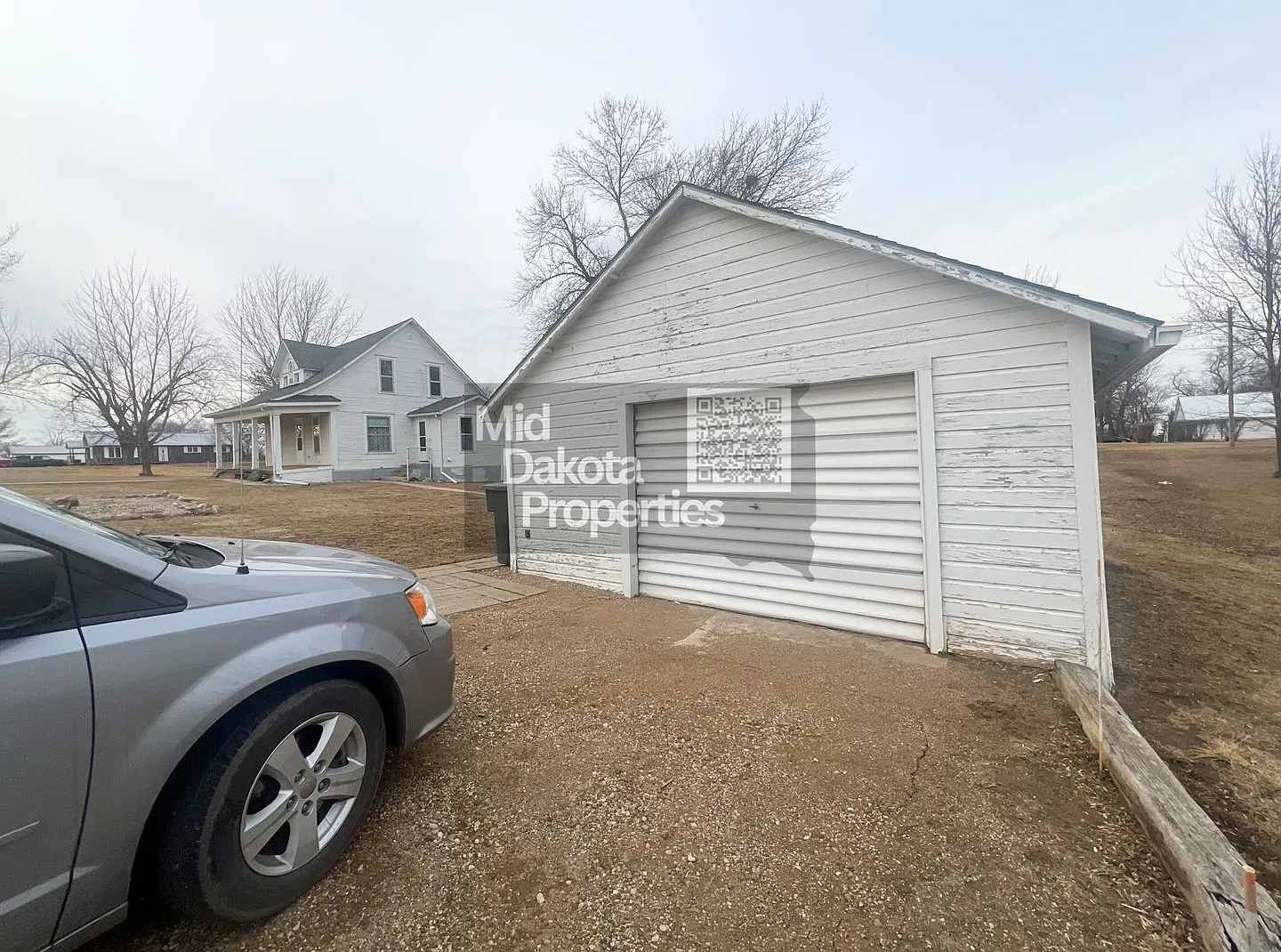 101 W Wisconsin Tripp SD-3 bedroom, 1.5 bathroom house — Photo 3