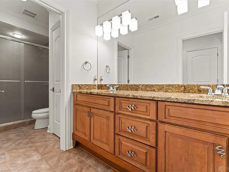 5369 N Shore Pl — Photo 34