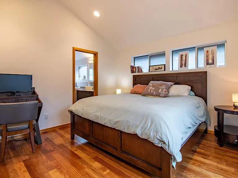 562B Galer St #B — Photo 5
