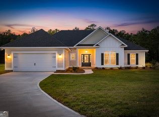 1134 River Oaks Rd, Brunswick, GA 31523