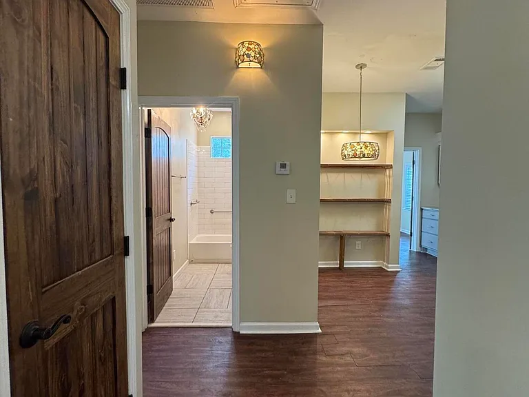 4346 Council Cir — Photo 4