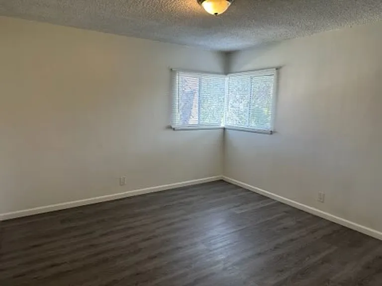 6060 La Prada St — Photo 16