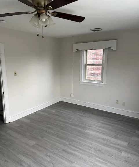 104 W 36th St — Photo 5