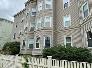 90 Boston Ave #4, Medford, MA 02155