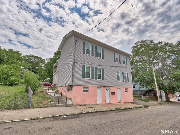 21 Hawkins St #3, Derby, CT 06418
