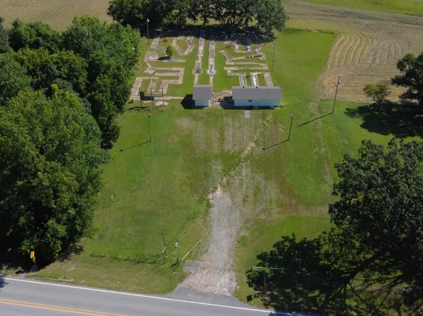 Gap, Batesville, AR 72501
