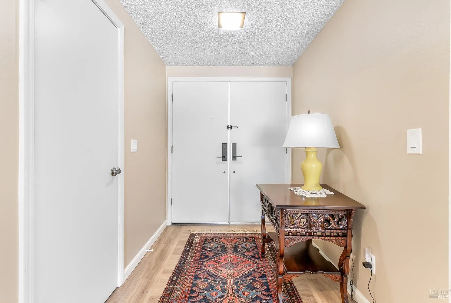 6497 Meadowridge Drive - Photo 2