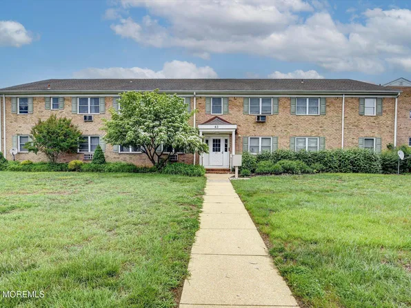 43 Manchester Court #F, Freehold, NJ 07728