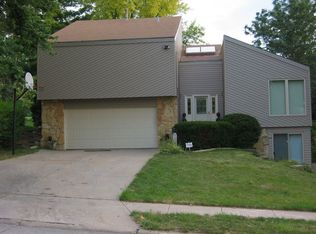 10539 Spaulding Cir, Omaha, NE 68134