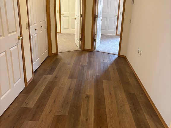 5th image of 2745 S Moore Ave #2745