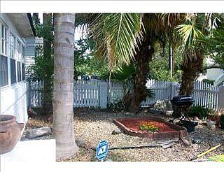 2nd image of 7729 Jeannette St