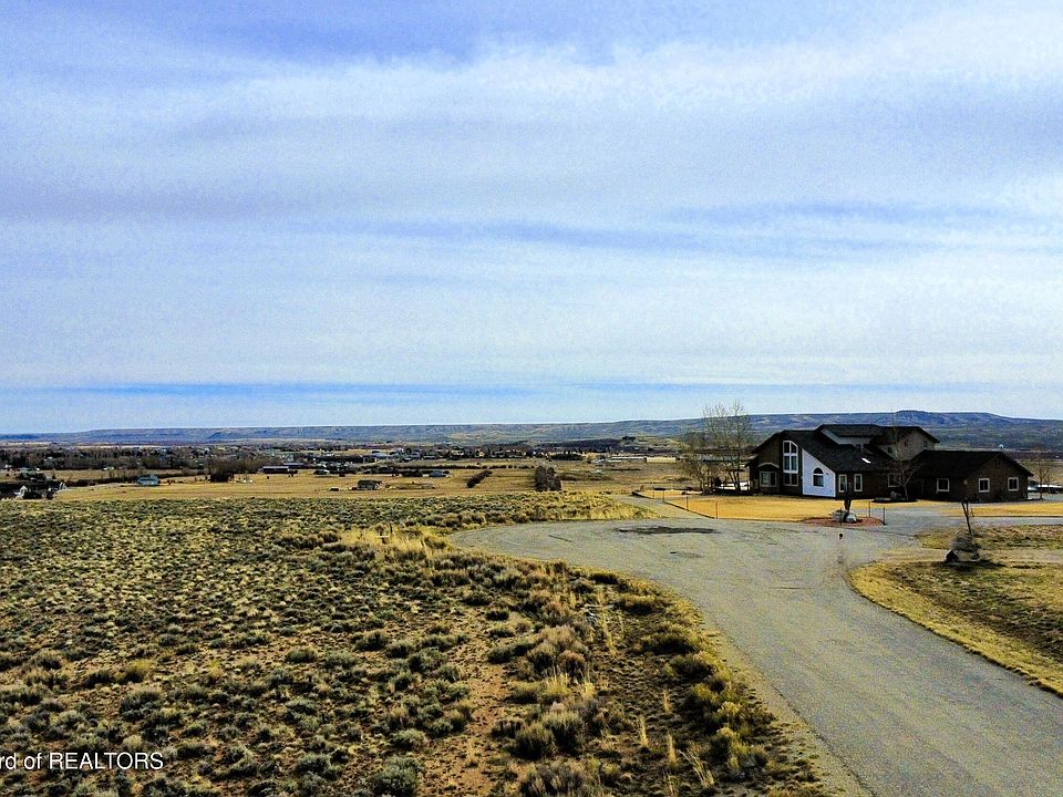1st image of S Point Ln