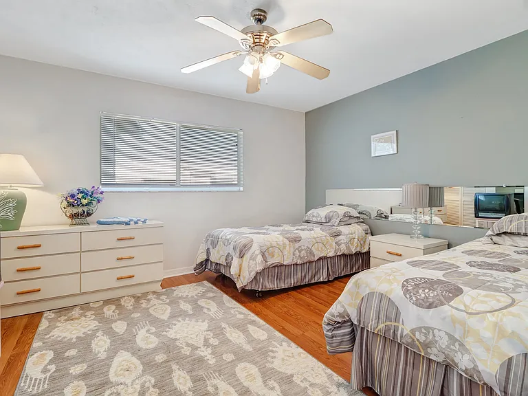 4511 Bay Beach Ln #315 — Photo 15