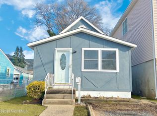 202 Hudson Ave, Middletown, NJ 07748