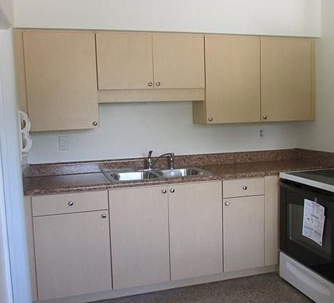4th image of 1841 Len Dr
