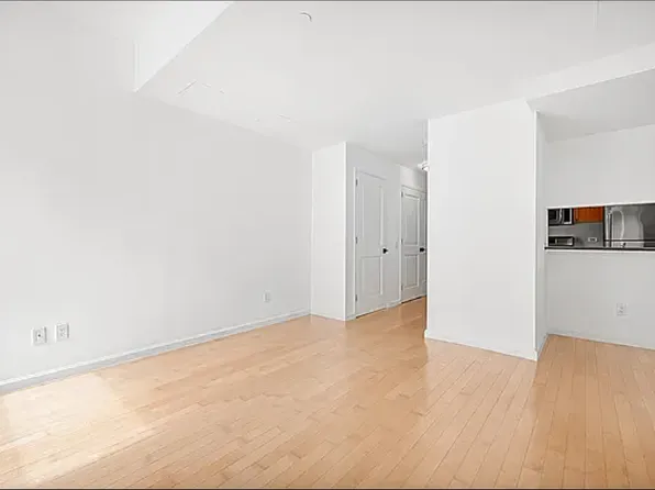 20 West Street image 1 of 13