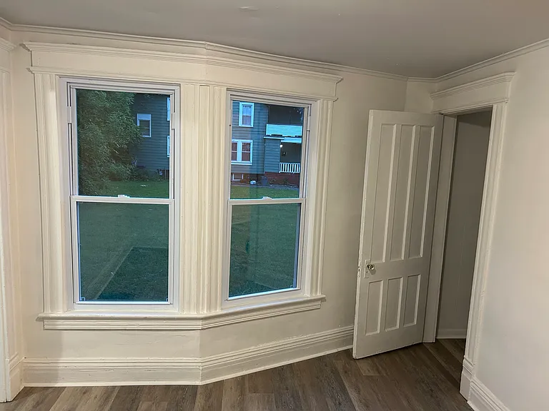 323 W Calthrop Ave #1 — Photo 10
