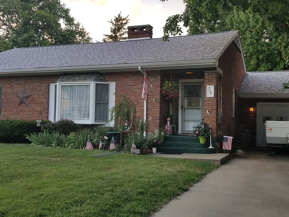 1st image of 704 E 1st North St