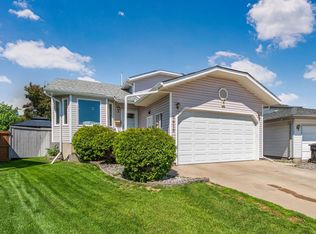 9615 175th Ave NW, Edmonton, AB T5Z2B7
