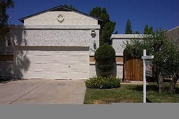 1st image of 928 E Escuda Dr