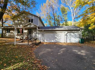 4370 Enchanted Pt, Shorewood, MN 55364