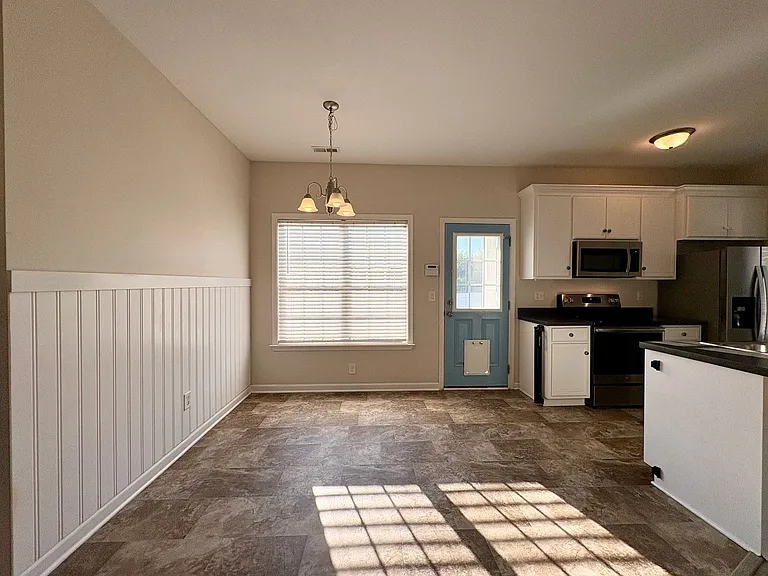 1933 Sapphire Rd — Photo 19
