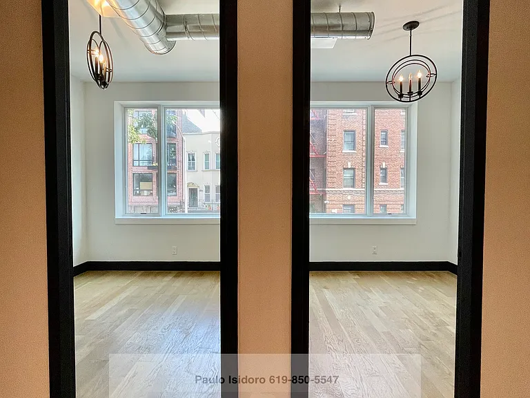 244 Hawthorne St #3F — Photo 3