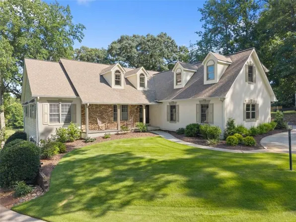 5825 Sweetbottom Ln, Clermont, GA 30527