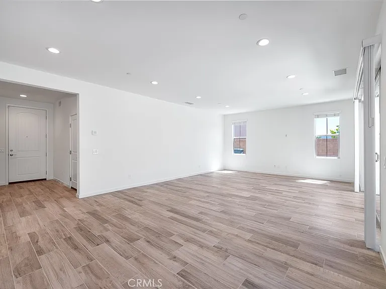 3103 Masterpiece St — Photo 4
