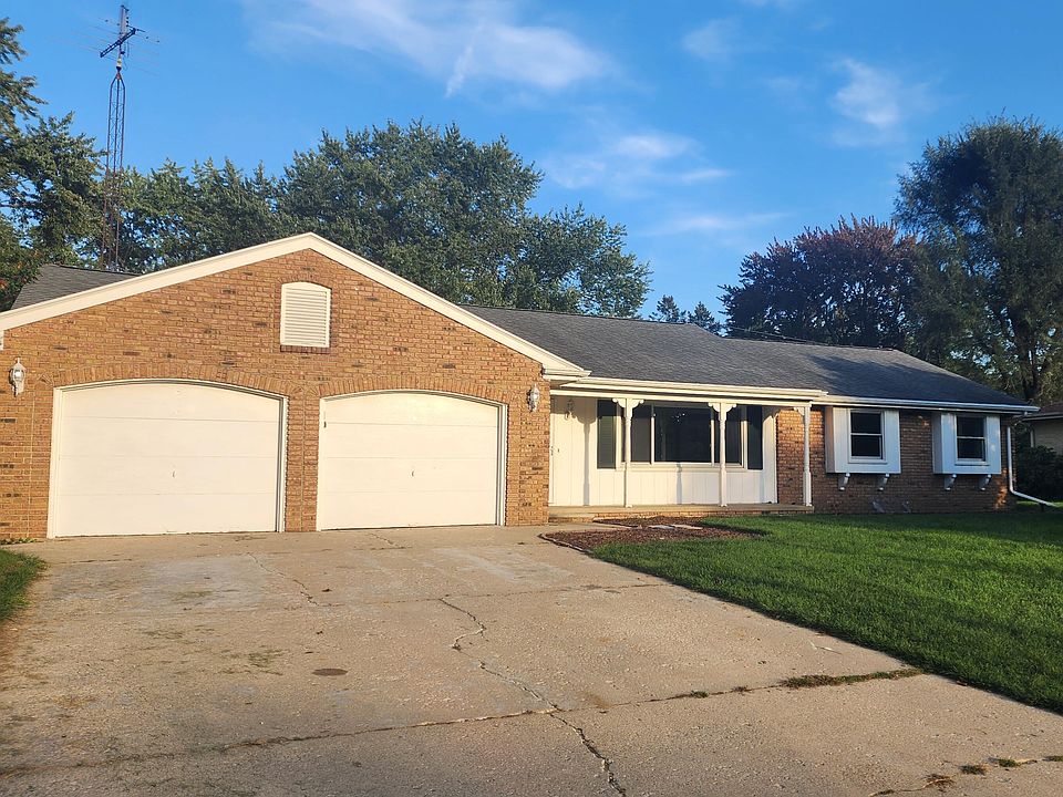 1st image of 3061 Windsor Dr