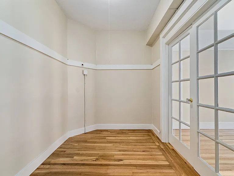 735 O'Farrell — Photo 6